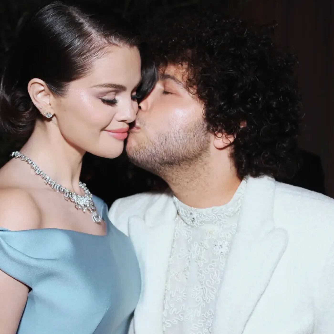 image_6886f4ecd1394 No Cake?! Selena Gomez Wants This Wild Dessert at Her Benny Blanco Wedding