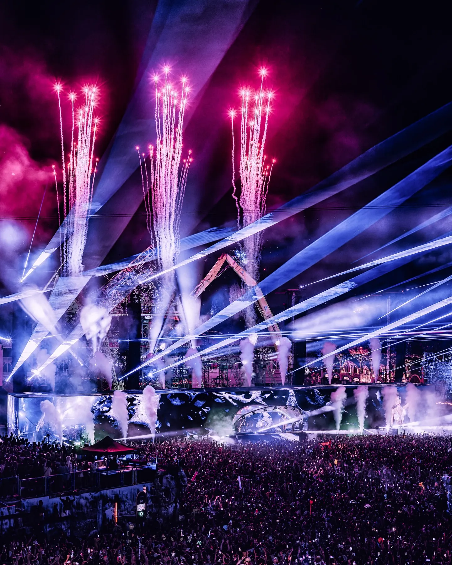 image_68872835d2a95 Armin van Buuren Just Made a Huge Change – He Only Dropped One Word That Blew Up the Internet