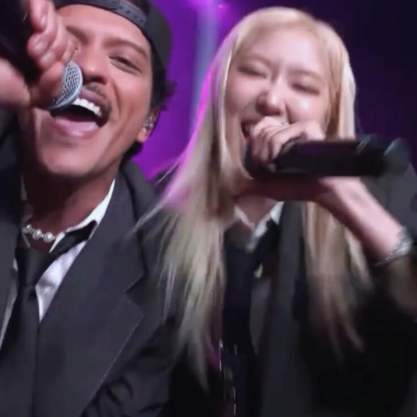 image_68872b9dda725 Bruno Mars & Rosé Just Redefined Celebrity Friendship Goals—Here’s How