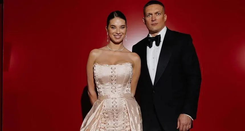 image_68872df6915ee Who is the mysterious woman who makes the "beast" Usyk unusually gentle?