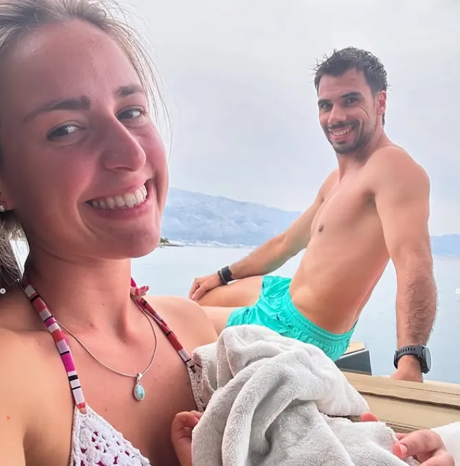 image_6888239392d95 4-Year Anniversary – Miguel Oliveira 'Speeds Up' with His Wife and Two Little Ones on a Summer Getaway