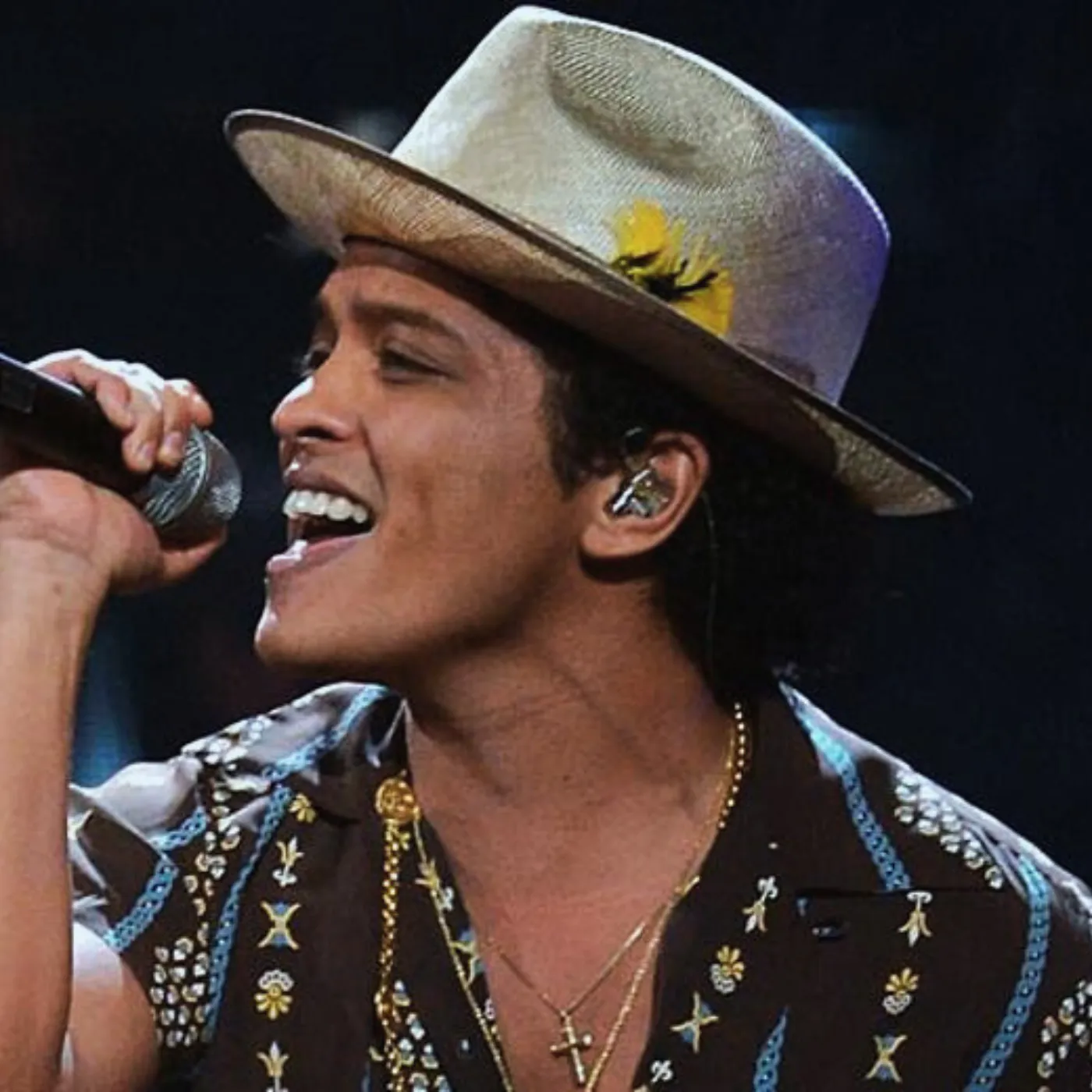 What Bruno Mars Did In That Car Scene in Gorilla—And Why No One Talks About It Anymore