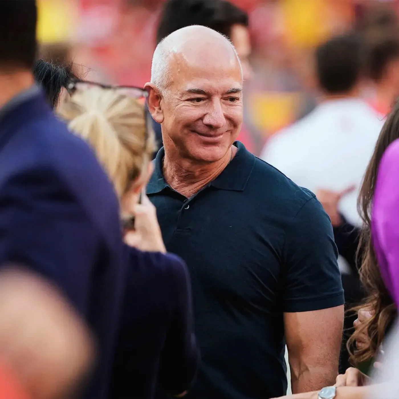 image_68888159073e9 Jeff Bezos FORCES Amazon Execs To Read In Silence—What Happens Next Will Shock You