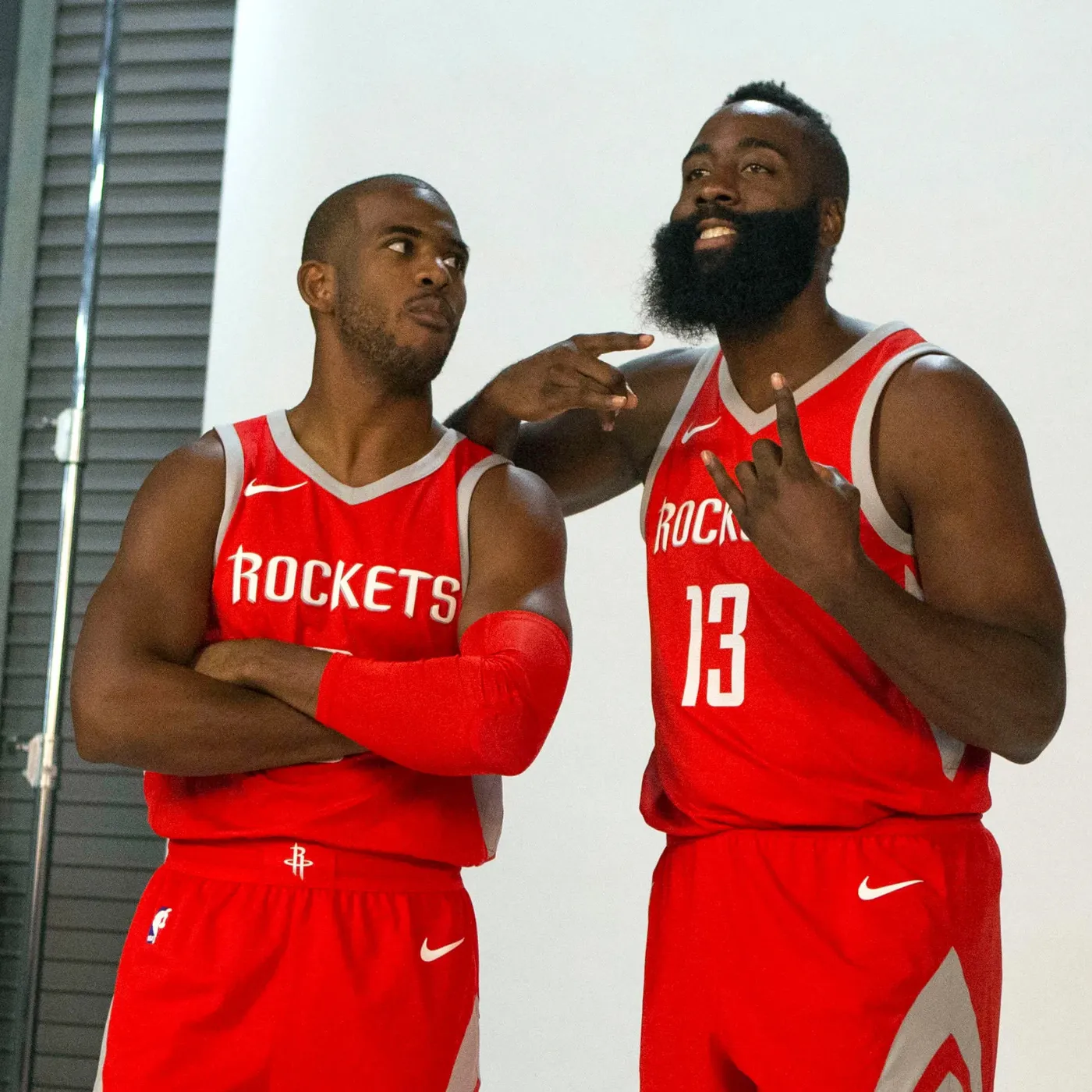 image_6888876022c3c James Harden’s One-Word Response to Chris Paul’s Return Sends Internet Into a MELTDOWN