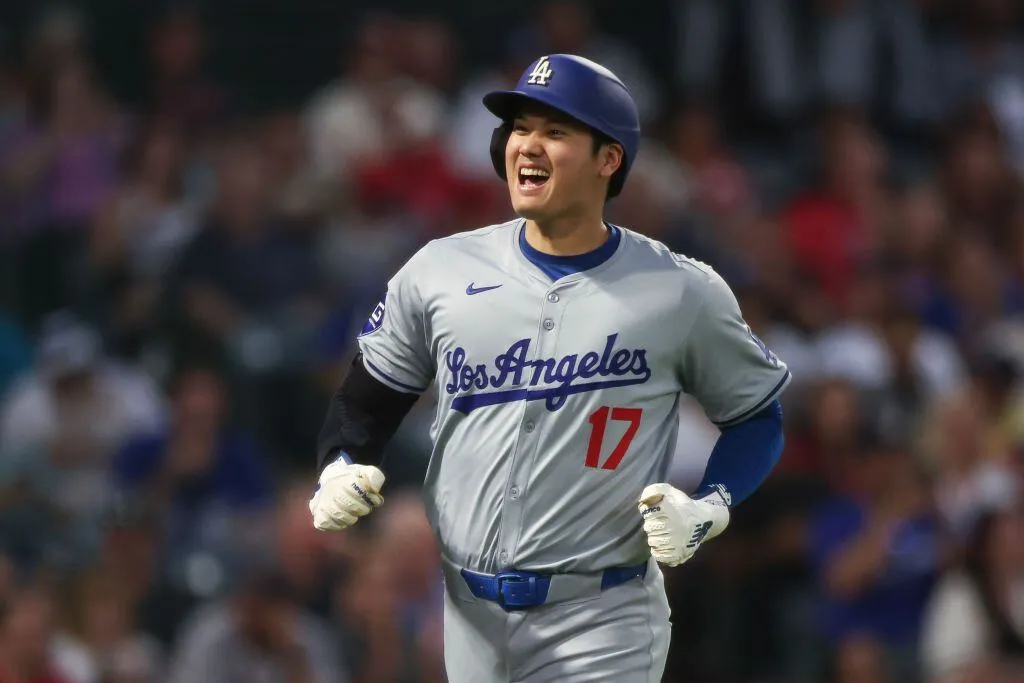 Fans Can’t Stop Talking About What Elly De La Cruz Whispered to Shohei Ohtani at Second Base — This Is the Magic of Baseball