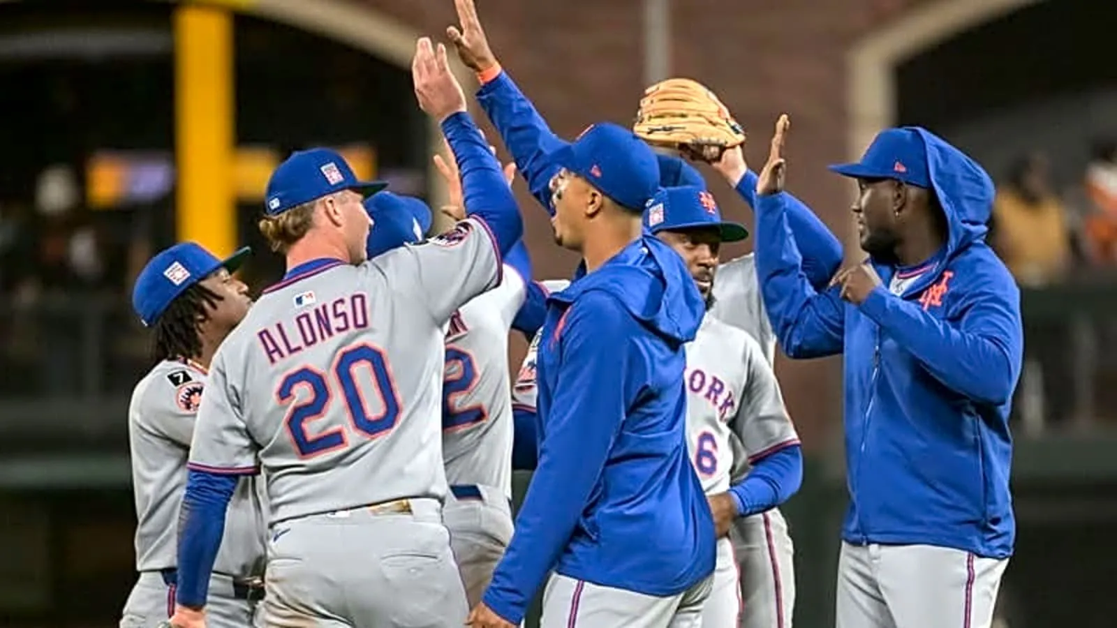 image_688982dfa5121 Pete Alonso Turns Into a Defensive Wall — Fans Stunned as Mets Sweep Giants in Weekend Showdown
