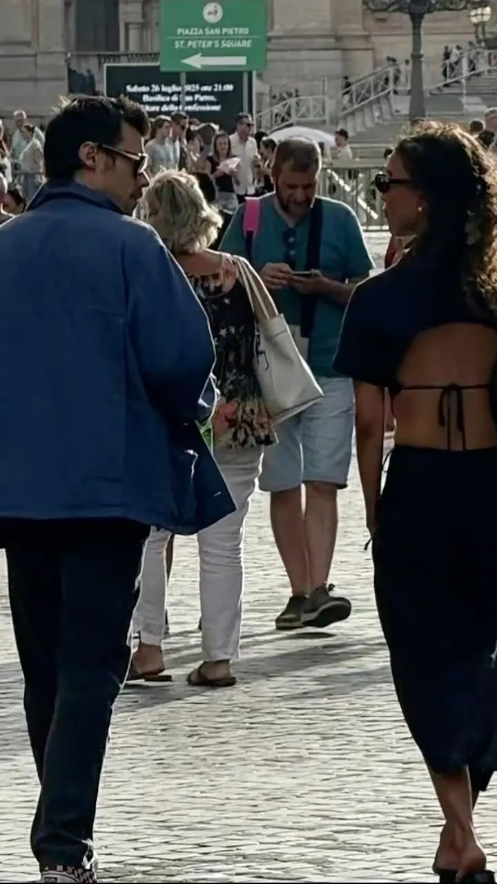 image_68898c8515343 Harry Styles Spotted on a Secret Roman Date — But Why Is No One Daring to Say Her Name?