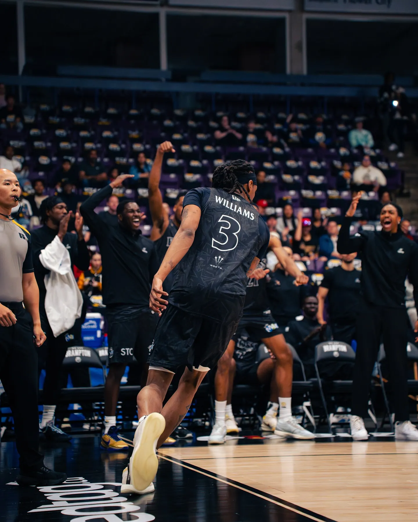 image_6889a00de49f8 Donovan Williams: He Said Just 10 Words – Enough to Silence the Arena and Set Social Media on Fire