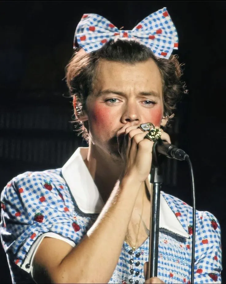 image_6889cdae31ab1 Harry Styles Only Said Two Words – And They’ve Been Fueling Speculation for Five Years