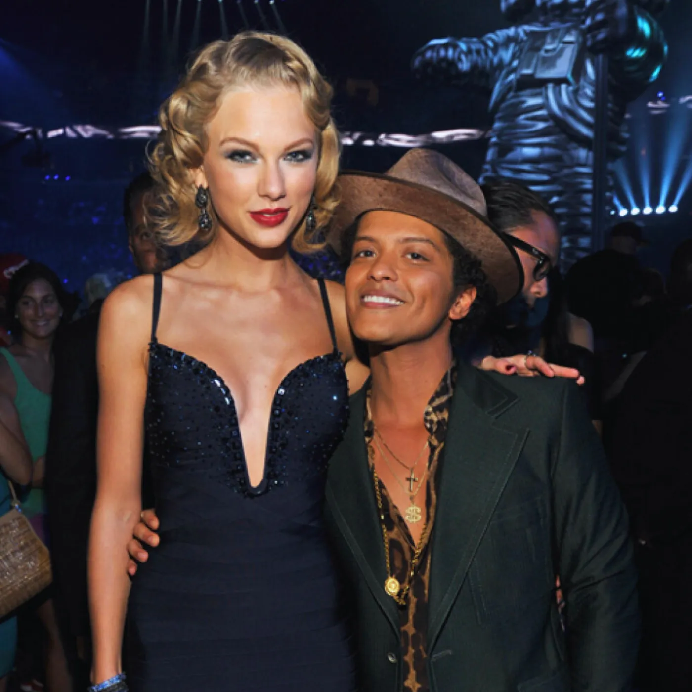 image_688ad9174e5ac Bruno Mars Standing Next to Taylor Swift Is Going Viral Again—and the Internet Isn’t Handling It Well