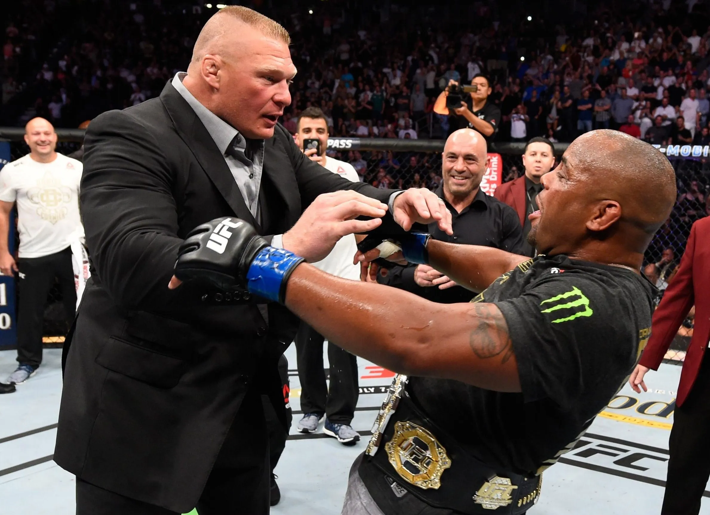 image_688ae614e6b5d ‘Who the Hell Is That Monster?’ — Daniel Cormier Recalls the First Time He Saw Brock Lesnar WRESTLE Like a Beast in Junior College