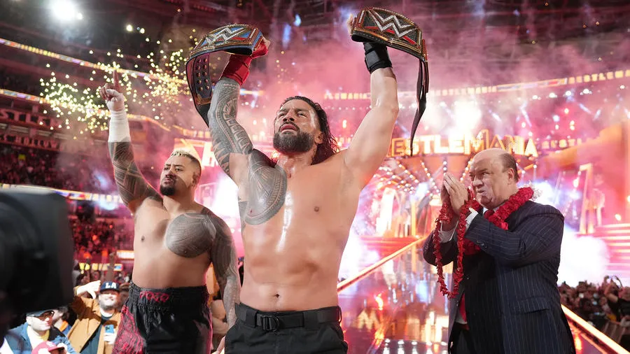 Roman Reigns Returns in Epic Fashion — But Fans Are Asking: Why Is WWE Still Wasting His Prime?
