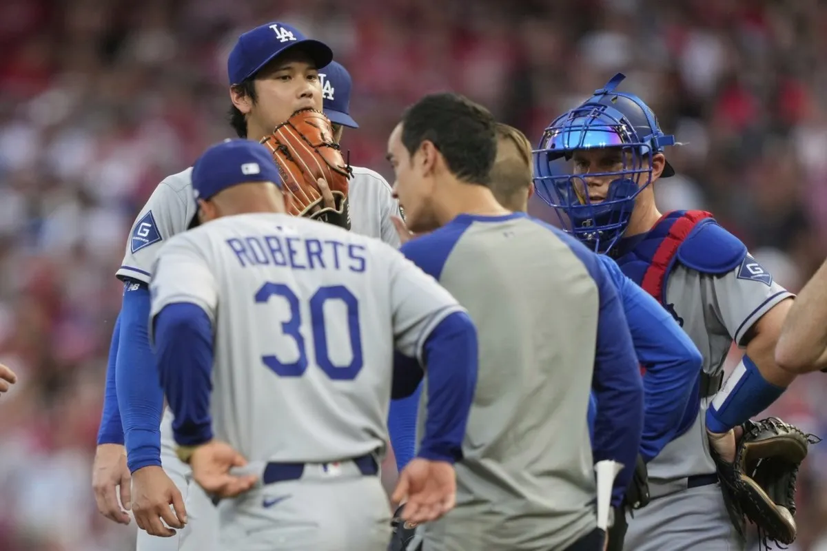 Shohei Ohtani Leaves Mound Early with Cramps in 7th Dodgers Start — Then Shocks Everyone by Staying in as Hitter