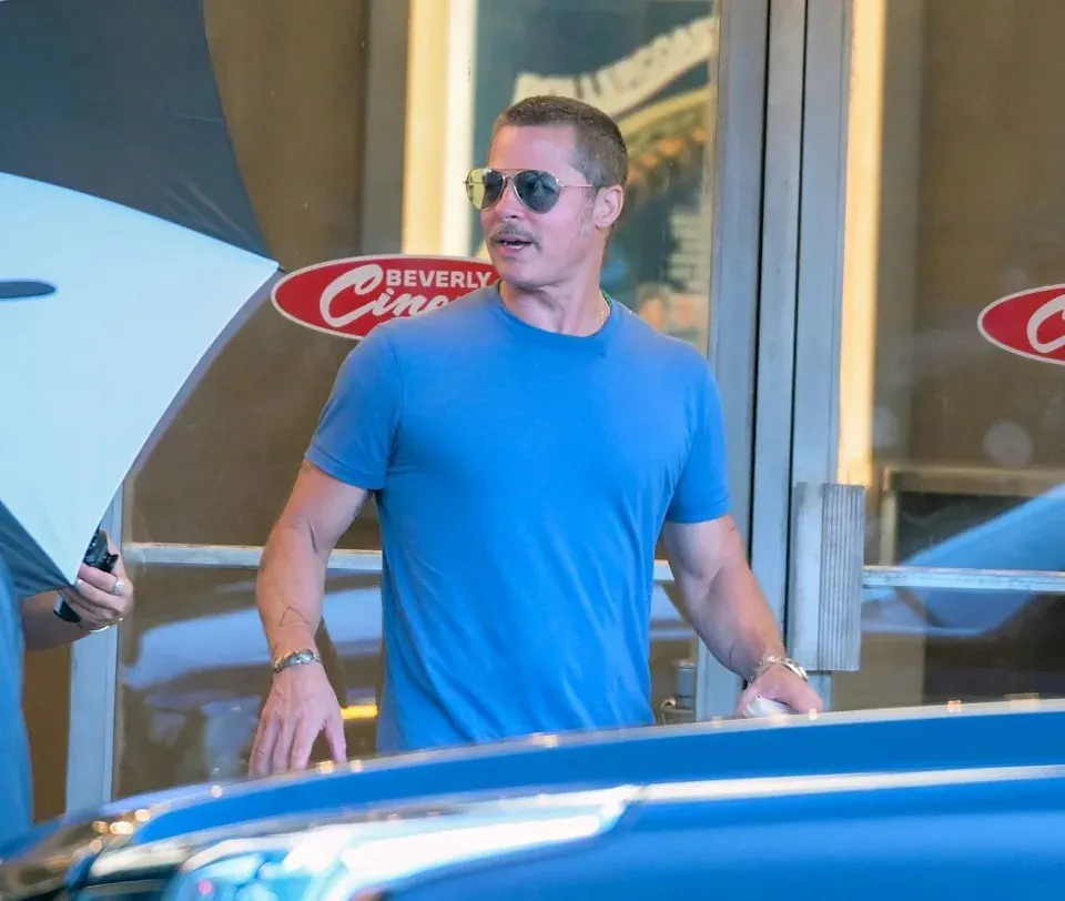 image_688b0c948a132 The First Images That 'Blew Up' Social Media: Brad Pitt Still the True "Hollywood Man"