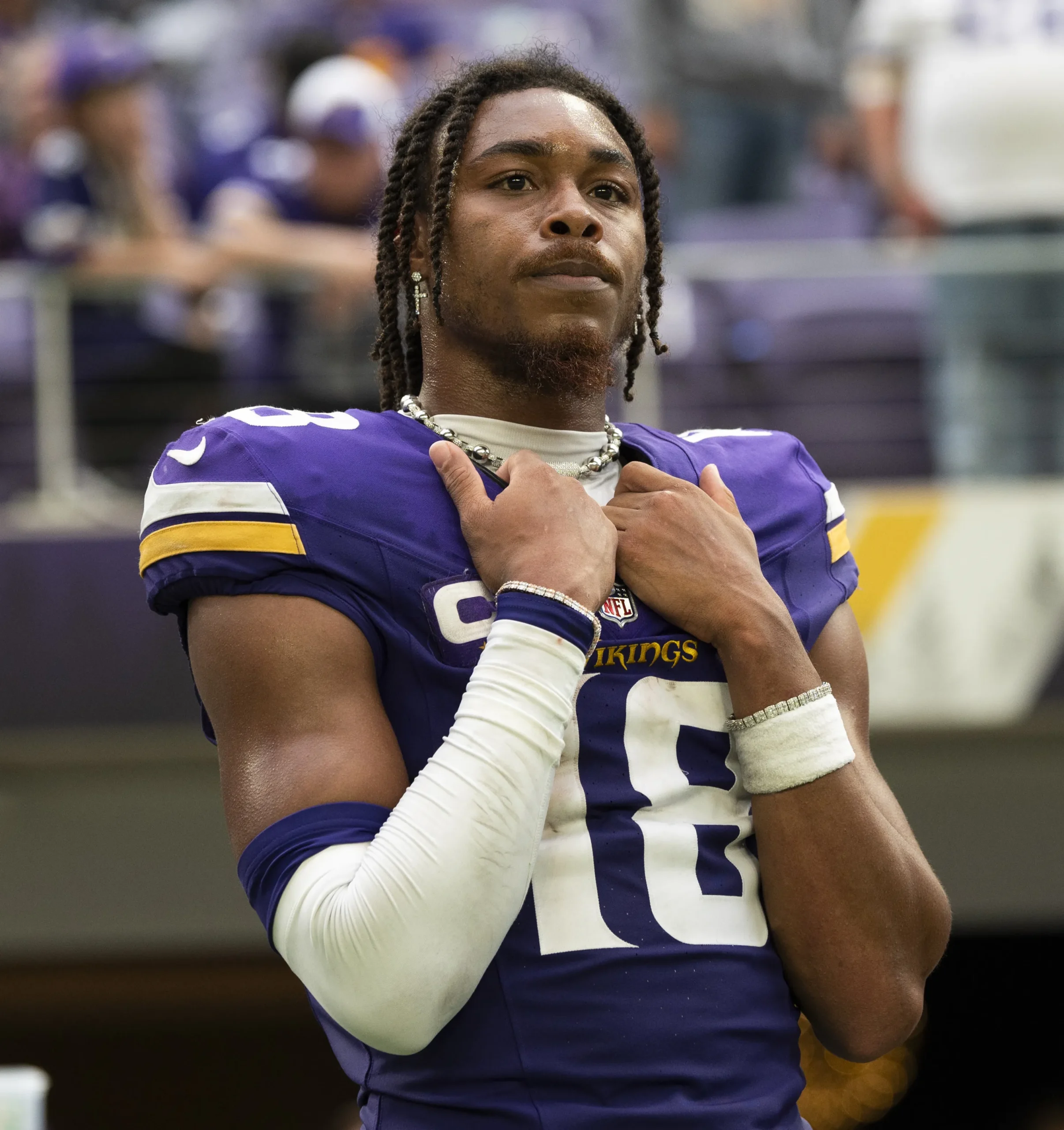 Vikings Star Justin Jefferson Sidelined with Hamstring Strain — Team Awaits Critical Re-Evaluation Next Week