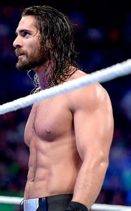 You Won’t Believe What’s Happening to Seth Rollins After Every Match – He Can’t Even Take Off His Gear Anymore!