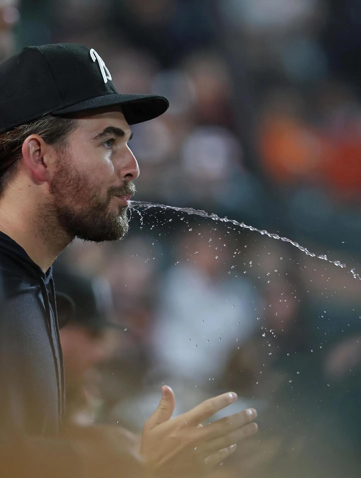 When “Cool Pitcher” Dean Kremer Gets Hot: What Happens in Closed Practice?