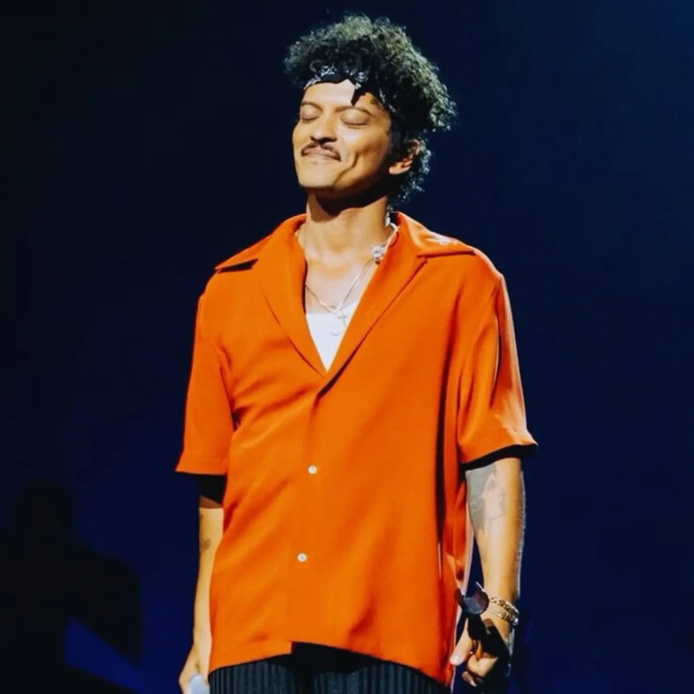 image_688b1e6ea70de “White Gold” Reunited: Bruno Mars and Michelle Pfeiffer Just Made Pop Culture History