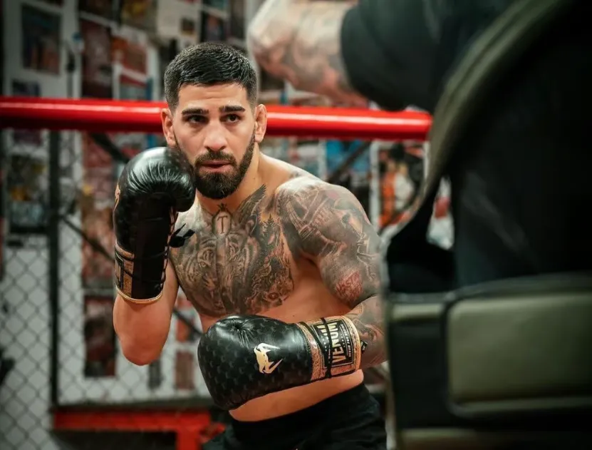 Ilia Topuria: "If Conor can do it, so can I" - Directly calls out Canelo vs Crawford