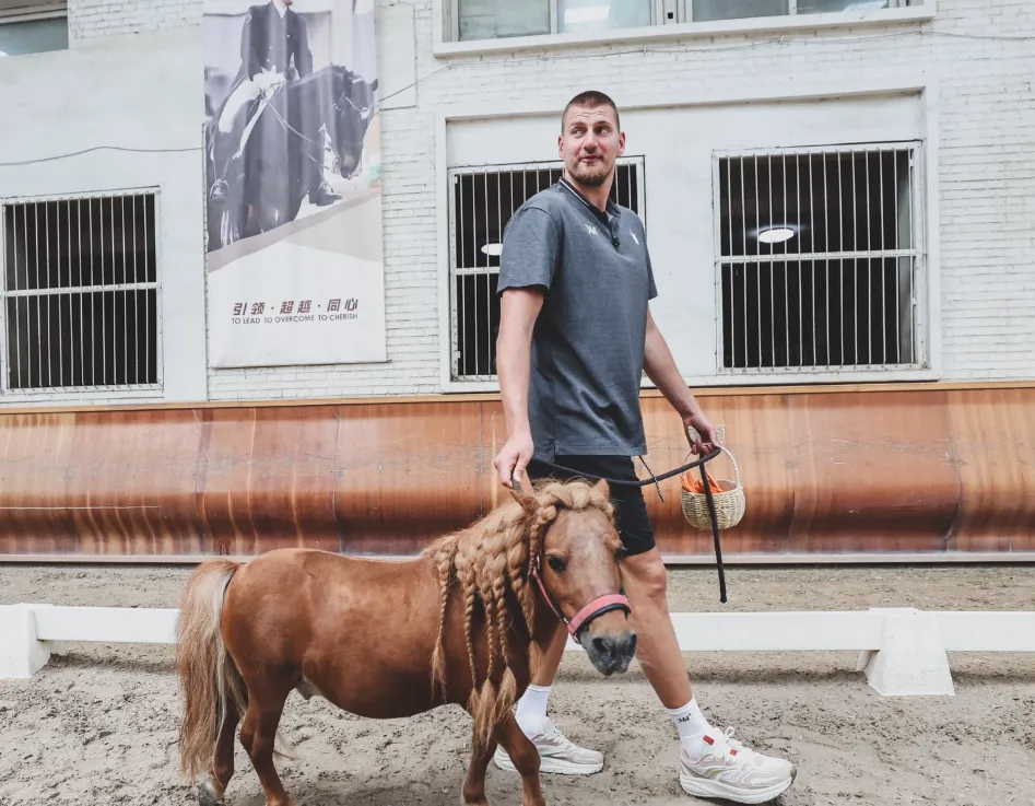 DeMarcus Cousins revealed that Nikola Jokić once wanted to retire in 2022 to go back to raising horses.