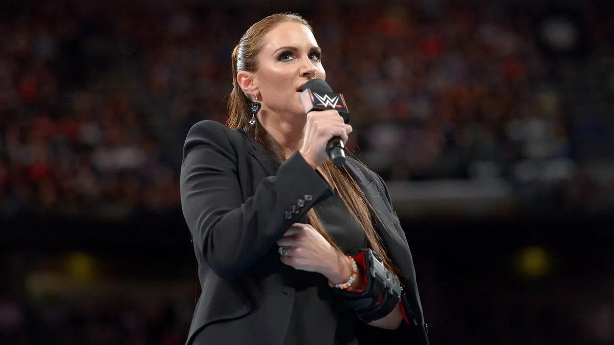 Did Macho Man Have a Secret Past With Stephanie McMahon? Hulk Hogan’s Shocking Claim Resurfaces After Decades of Silence