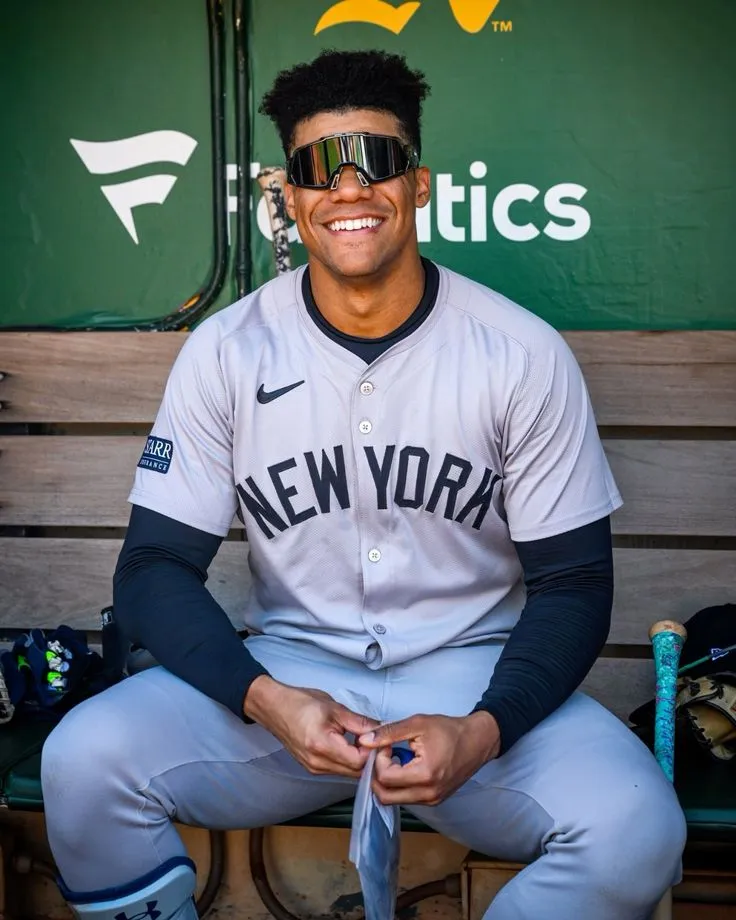 $800M Star Who Still Sweeps His Own Dugout? MLB Fans Can’t Get Over Juan Soto’s Humility