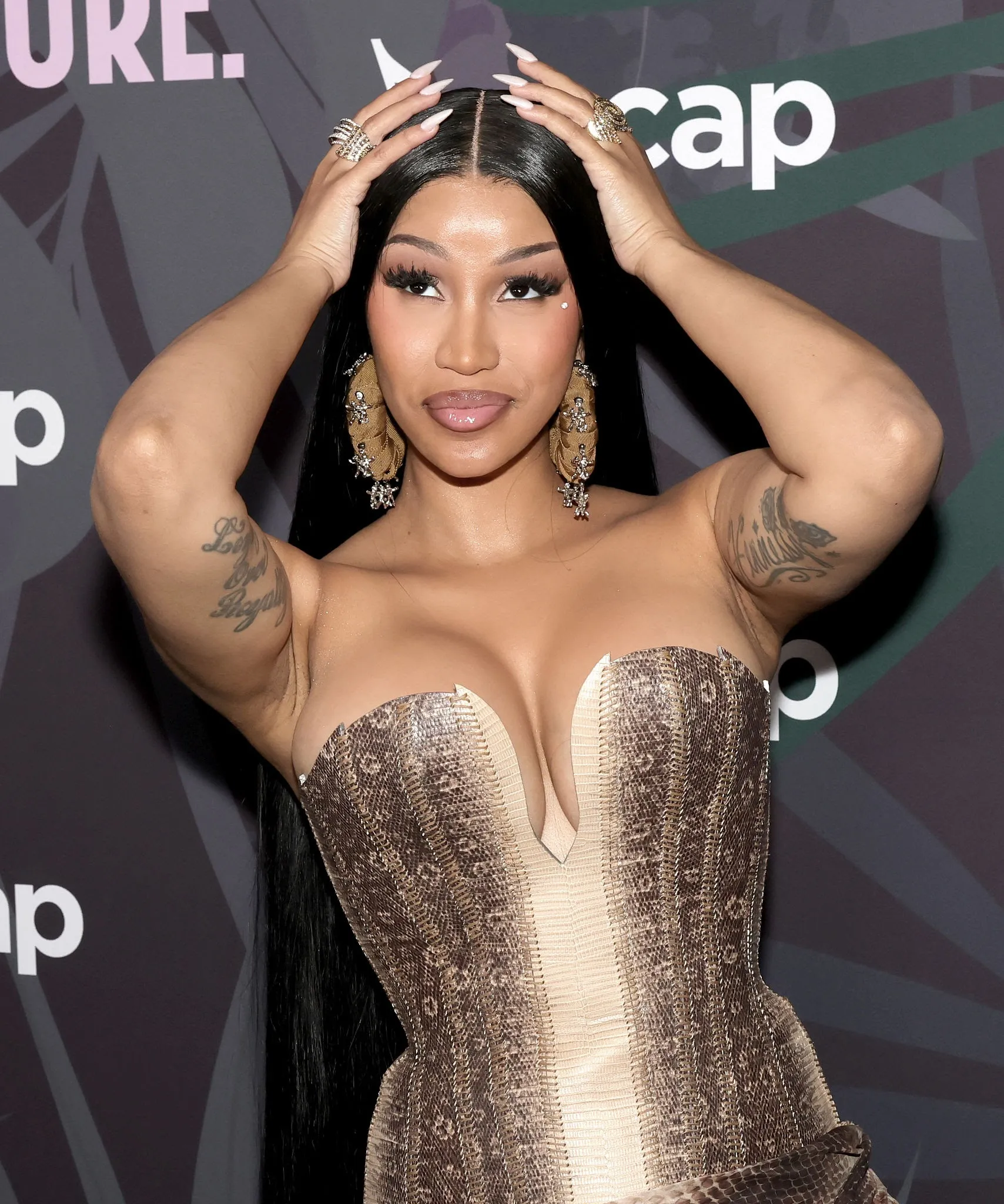 image_688cdc6c5da71 Nicki Minaj’s Name Sparks Airport Chaos as Cardi B and Rah Ali’s Explosive Feud Erupts in Shocking Face-Off