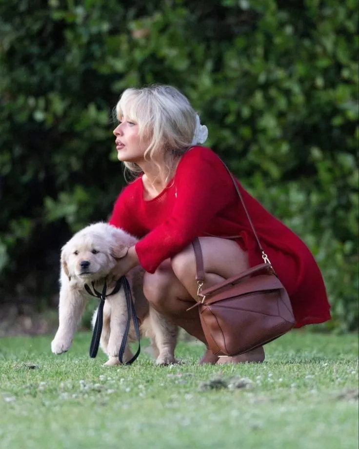 image_688d8bb6c97c2 This Girl Just Dropped a New Tracklist – But What Set the Internet on Fire Was the ‘Companion’ by Her Side