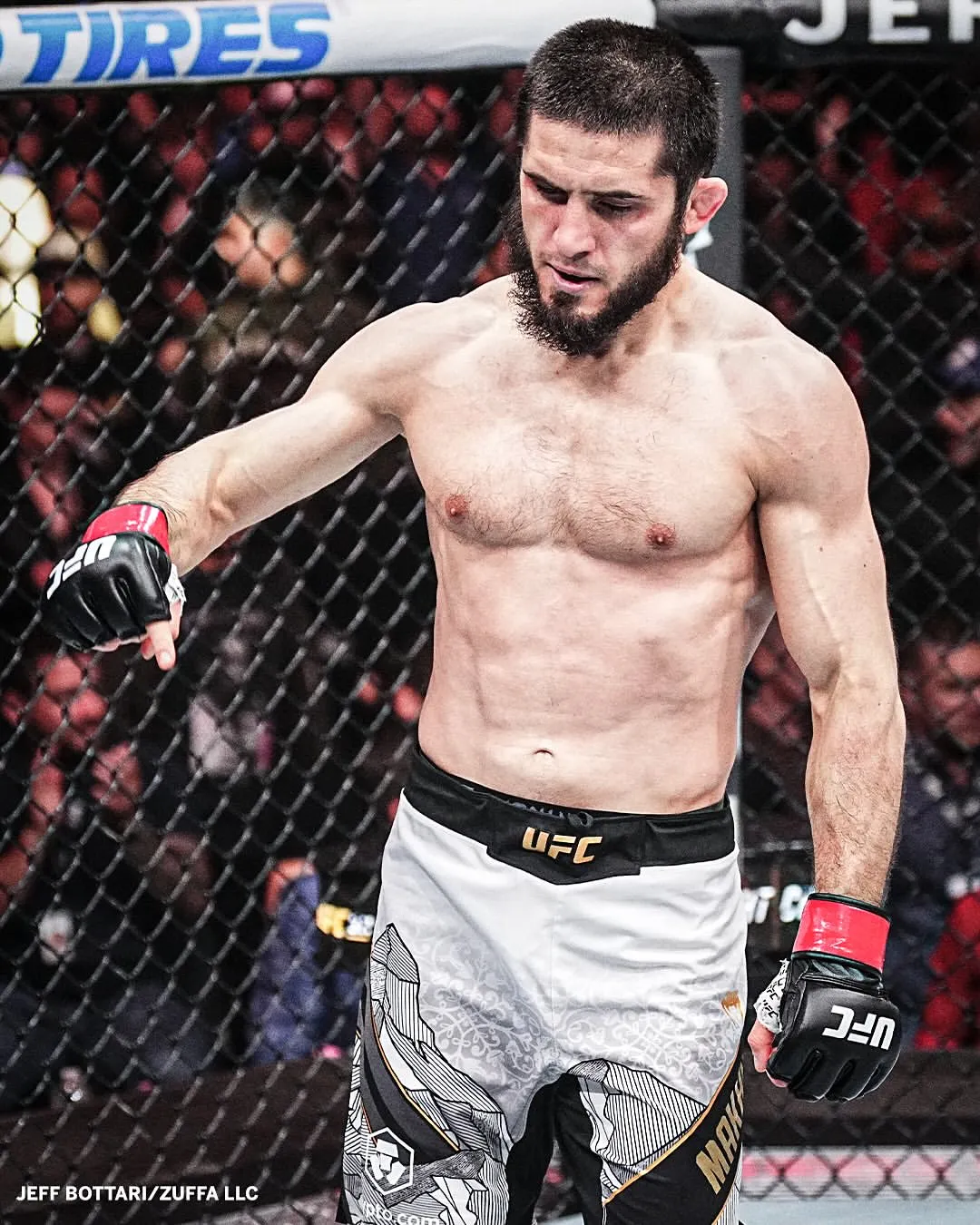 Who can stop Makhachev at Welterweight? Or is the UFC lacking a real opponent?