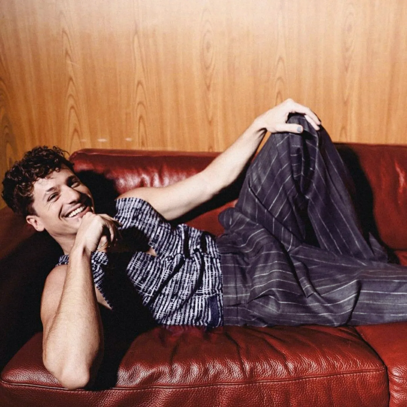 image_688f3d213bde3 While the Charts Forgot Charlie Puth His Bank Account Exploded