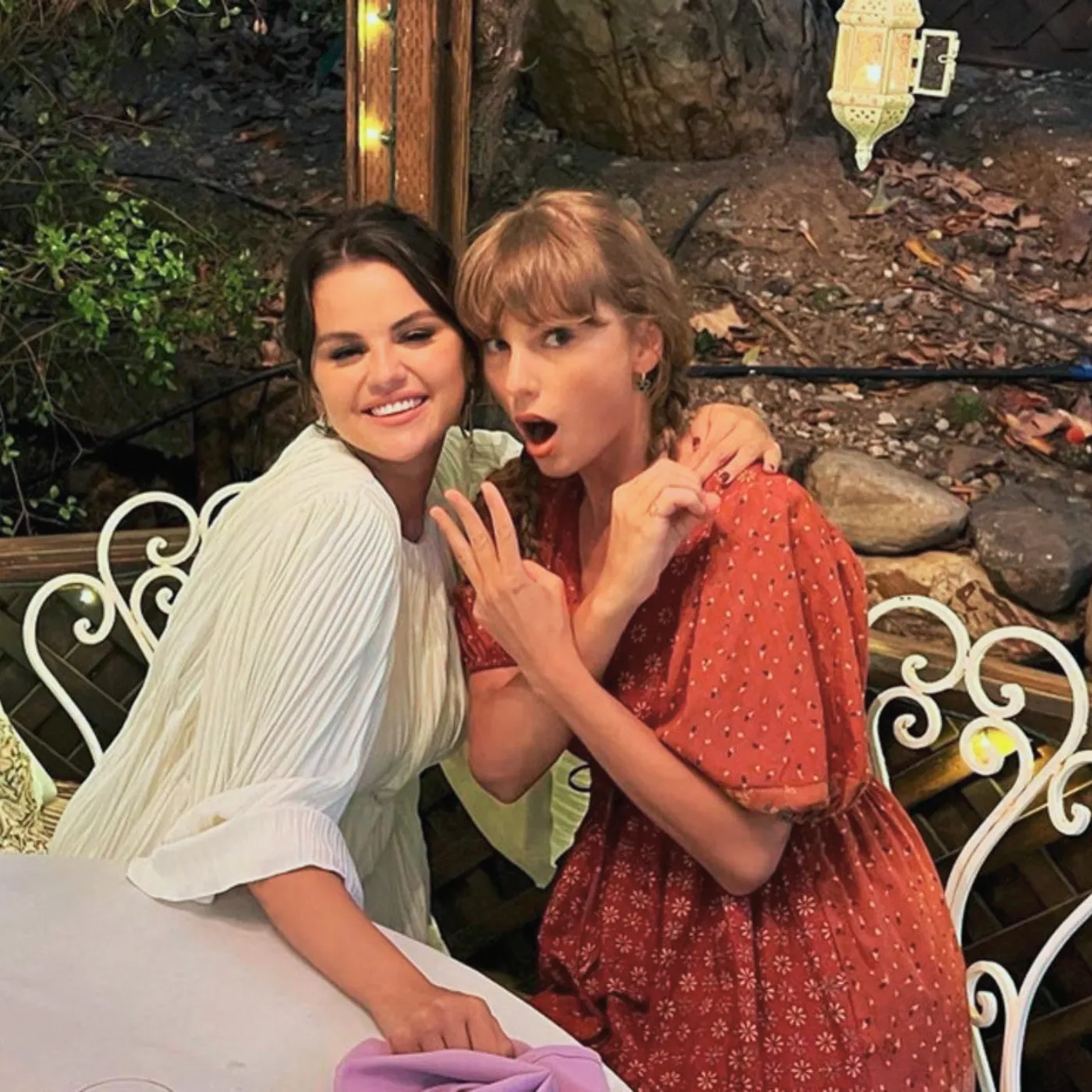image_688f3faabda13 Selena Gomez Accidentally Leaks Taylor Swift’s Private Relationship Bombshell