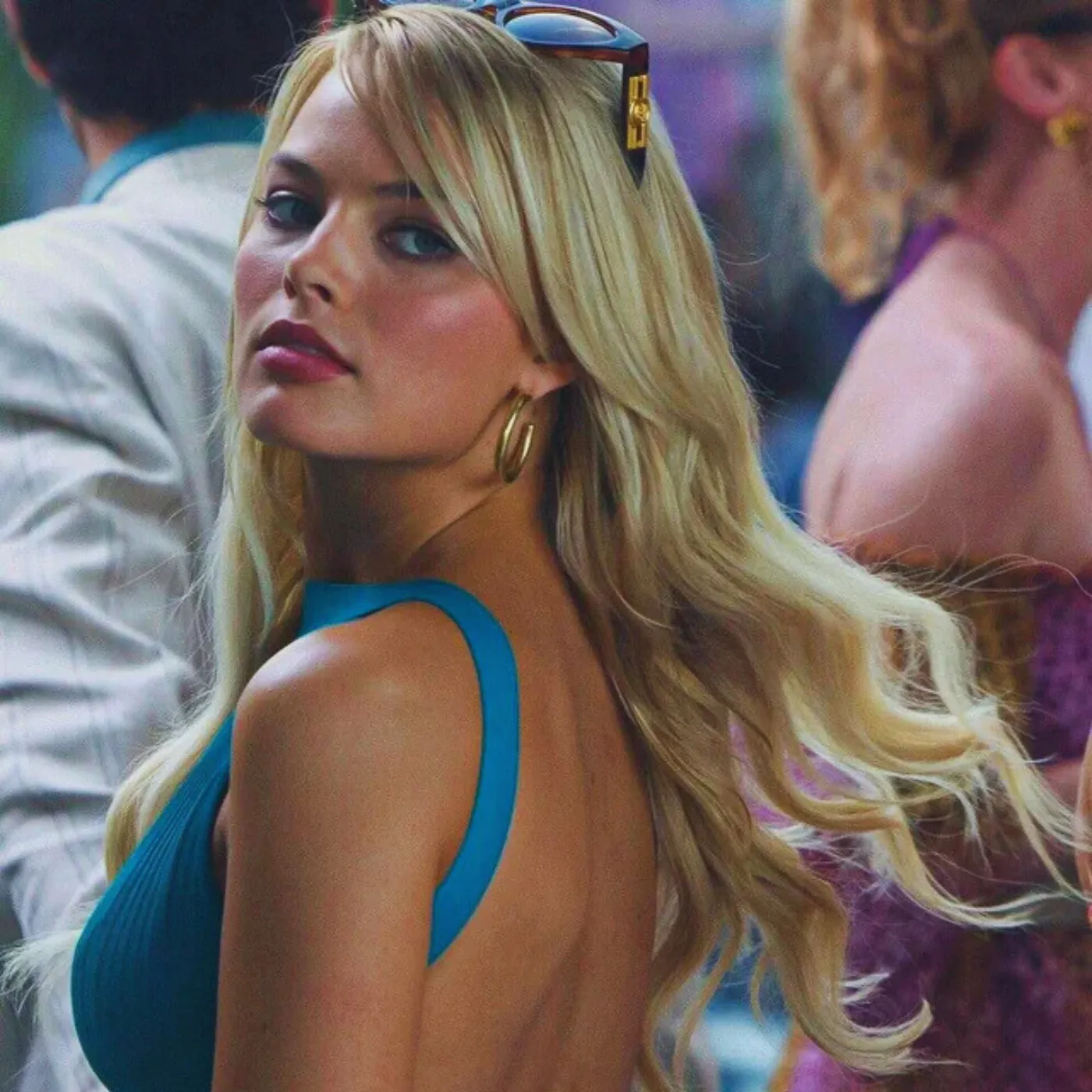 image_688f8a2fb19f1 Margot Robbie’s Blue Dress Meltdown Breaks the Internet Again for This Unexpected Reason