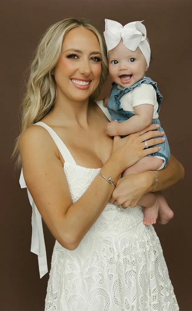 image_68903b857c55b Patrick Mahomes Melts Hearts with First Family Photo of Newborn Daughter — Fans Are Calling It the Sweetest Moment Yet