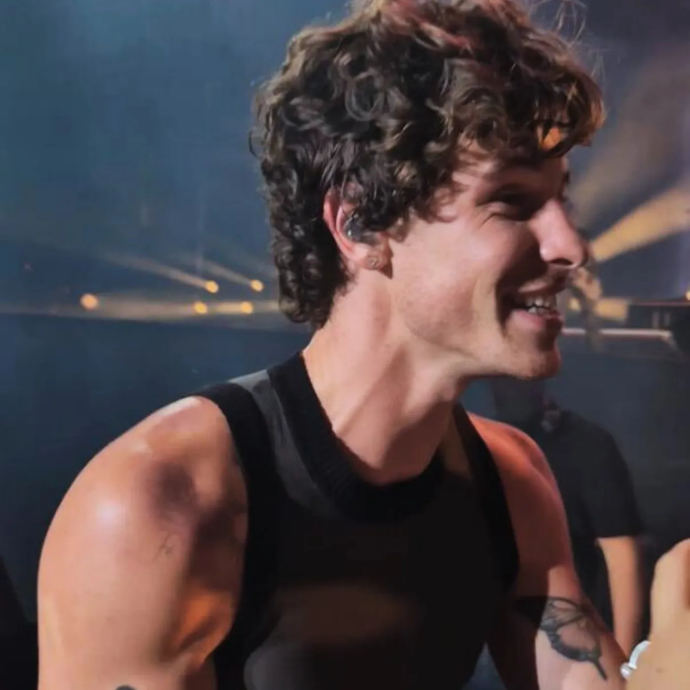 image_689046bc865db Shawn Mendes Sets Internet On Fire After Steamy Backstage Moment Fuels Dating Buzz