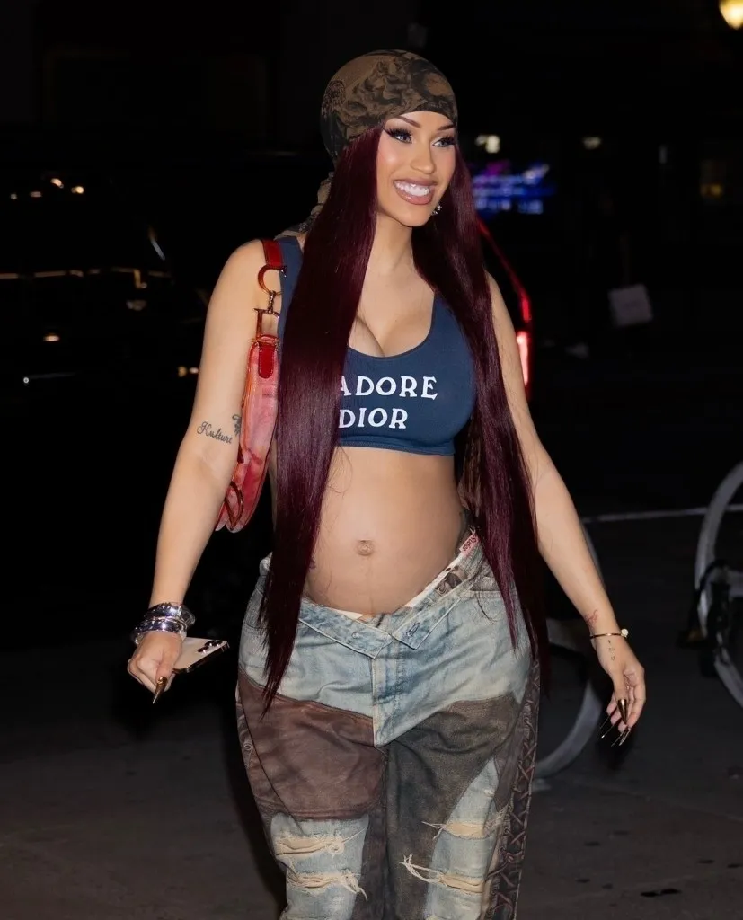 image_68904954b271f Cardi B Breaks Her Silence — and Stuns Fans by Revealing Baby Bump Linked to Stefon Diggs in Shocking Live Video!