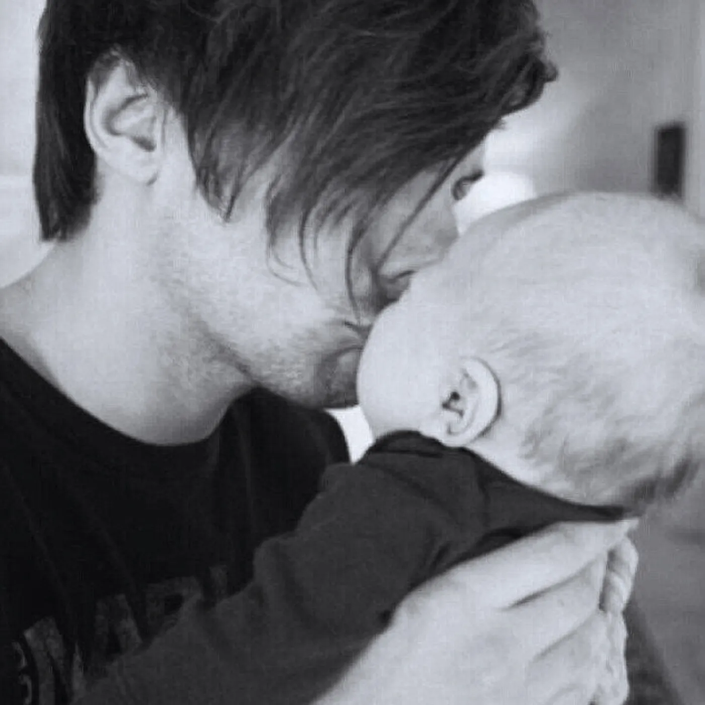 image_6890e4cf0b9d7 Louis Tomlinson Fans Stunned After Hidden Detail in His Son’s Birth Certificate Goes Viral
