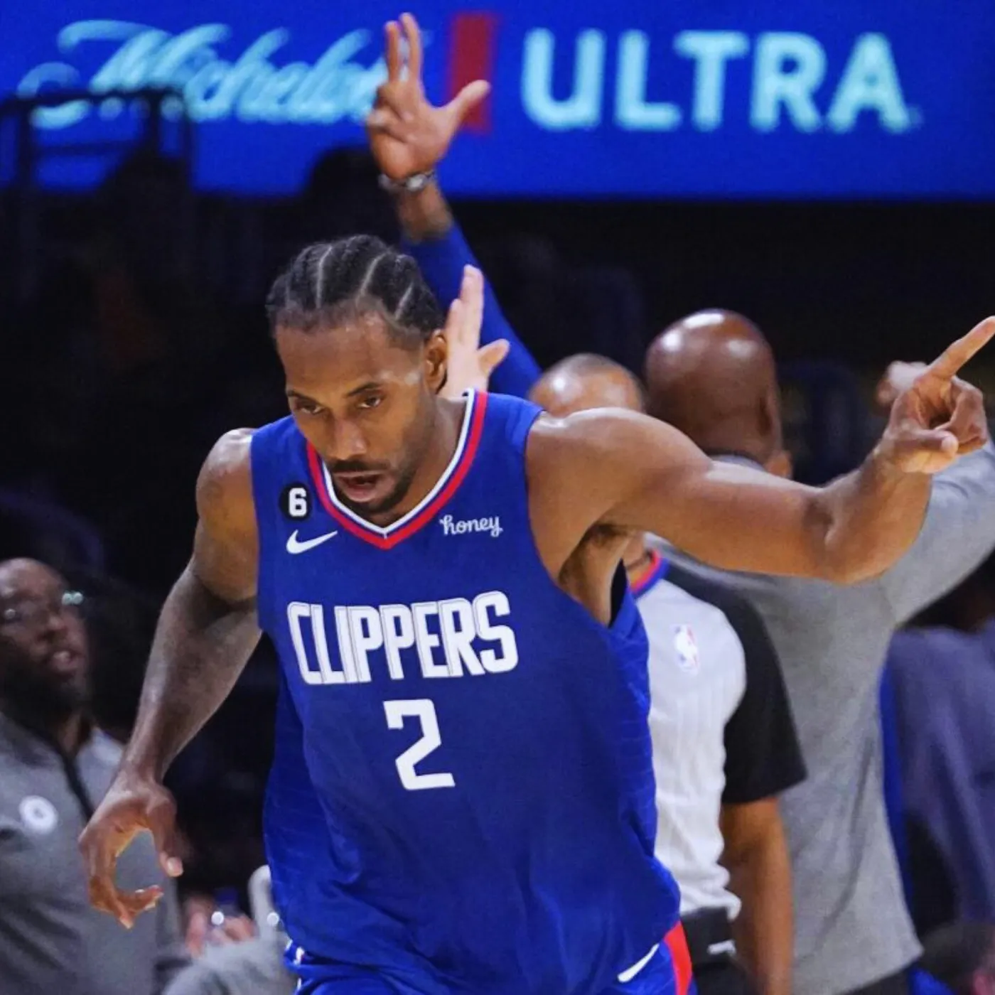 image_689158654cb14 Kawhi Leonard Nearly Pulled The Trigger The League Was Seconds From Collapse