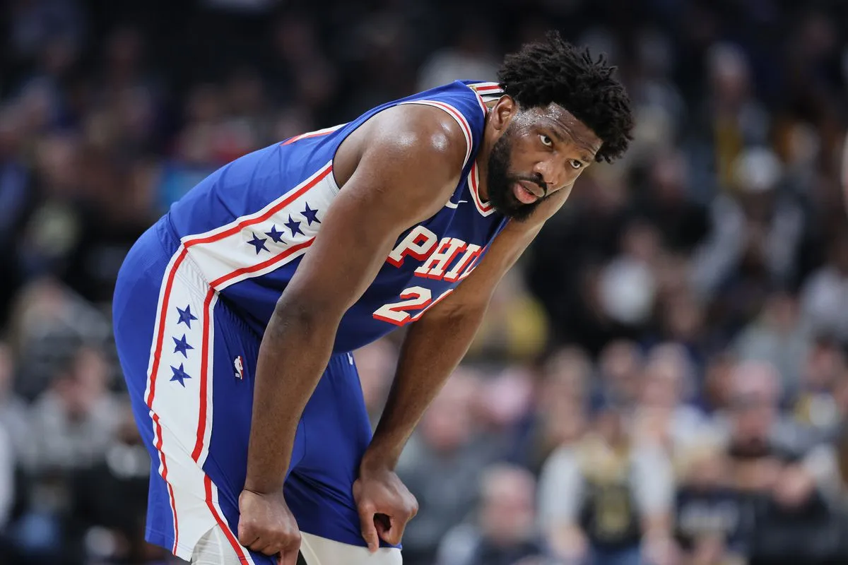 🇺🇸 Is Joel Embiid Seriously Injured? Are the Sixers Regretting His Extension as He Reportedly Can Barely Walk?