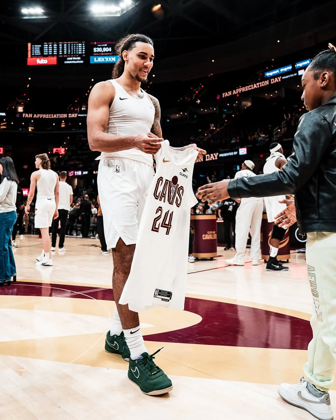 image_689170a330ad8 What's Happening in Cleveland? A Rookie Has Fans Going Crazy to Get a Picture With Him