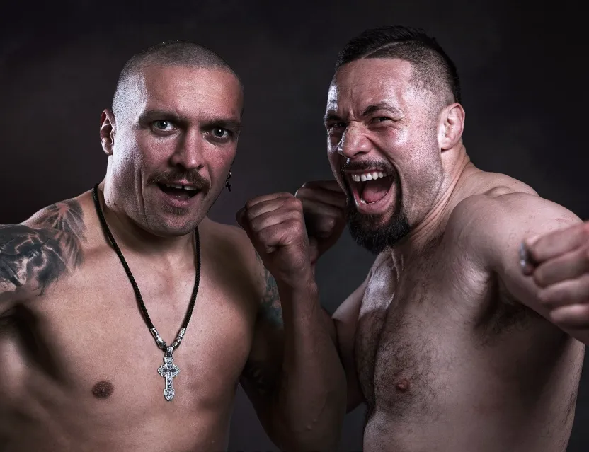 Joseph Parker's team accuses Usyk's side of 'avoiding' them by not responding.