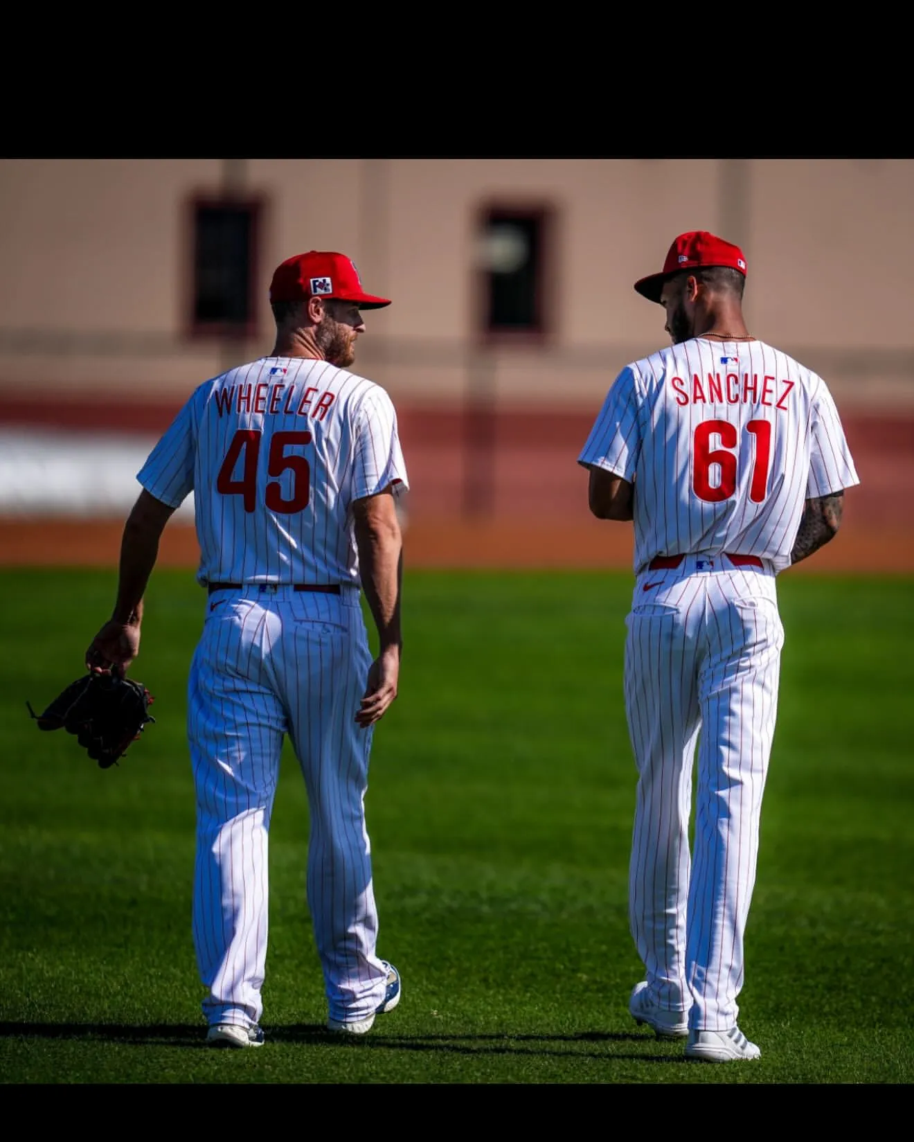 image_68918949d6e0b The photo makes you think they're posing? Until you hear the chilling story behind Sanchez and his teammates.