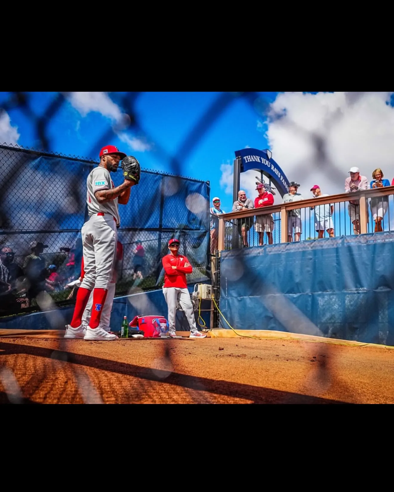 image_6891894a87ba1 The photo makes you think they're posing? Until you hear the chilling story behind Sanchez and his teammates.