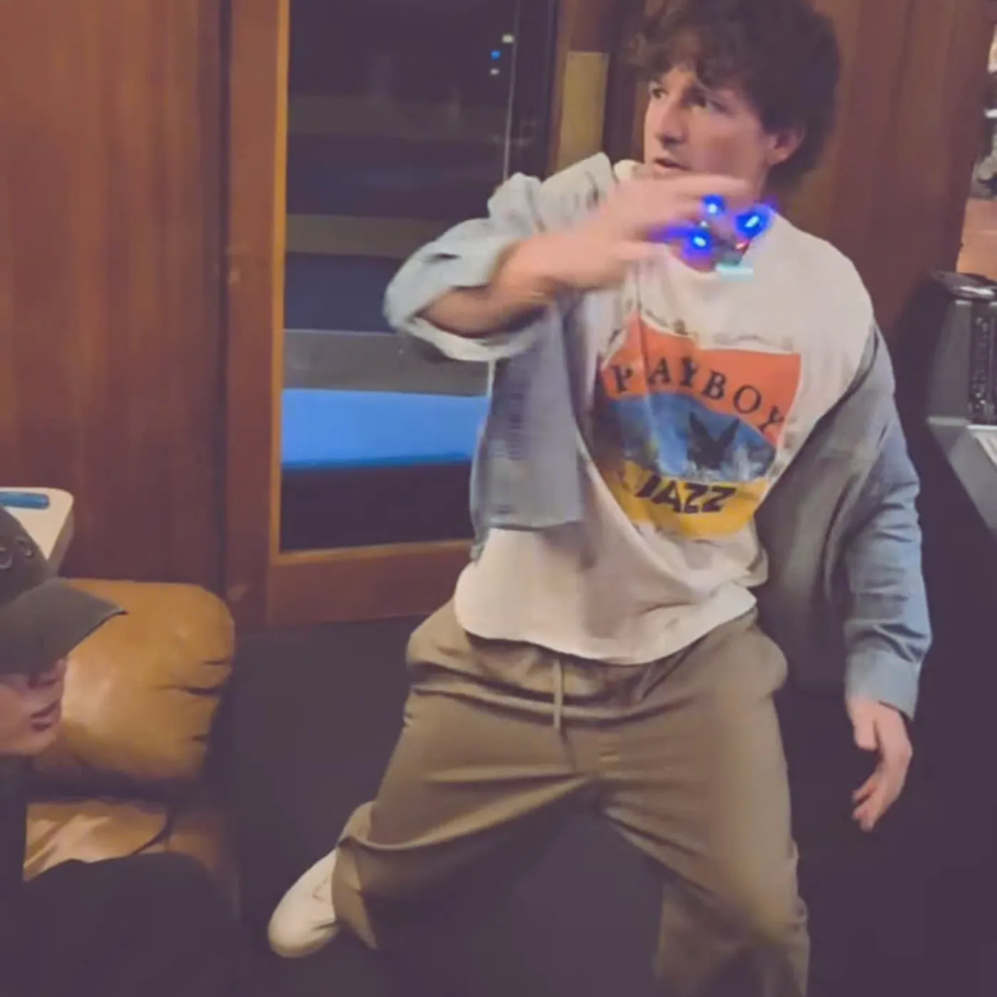 image_6891d437b7901 Charlie Puth Caught With BTS, Internet Melts Down Over What’s Coming!