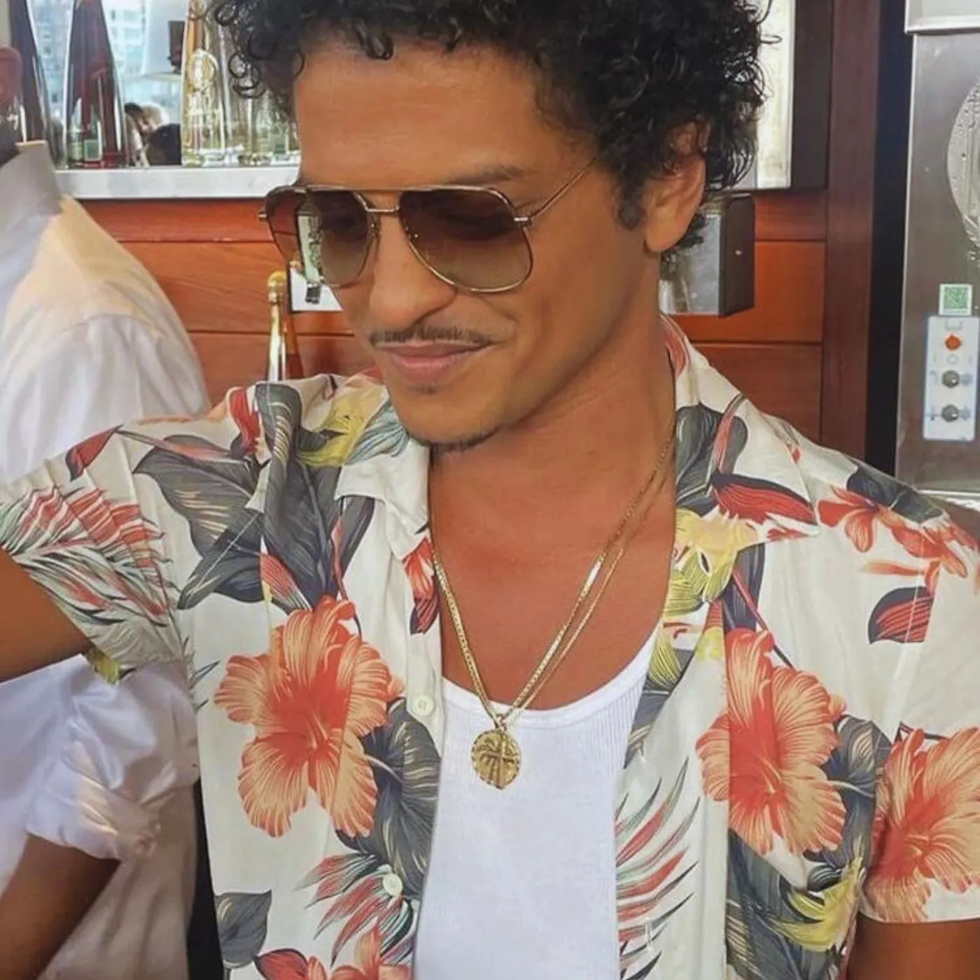 image_6891e5b6d9d79 Cosmic Vibe Mayhem Erupts in Guwahati with Bruno Mars at the Center