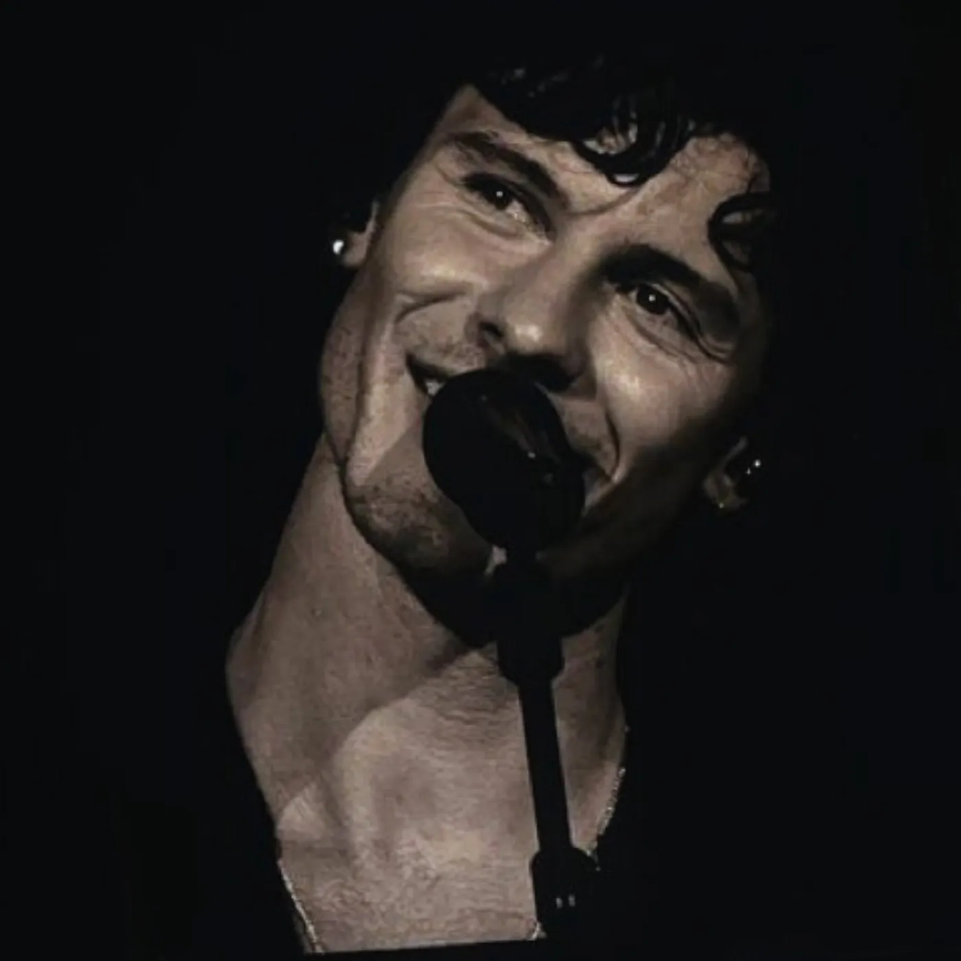 image_6892ba3c91808 Shawn Mendes Dragged for On The Road Again Tour That Feels Like a Rerun