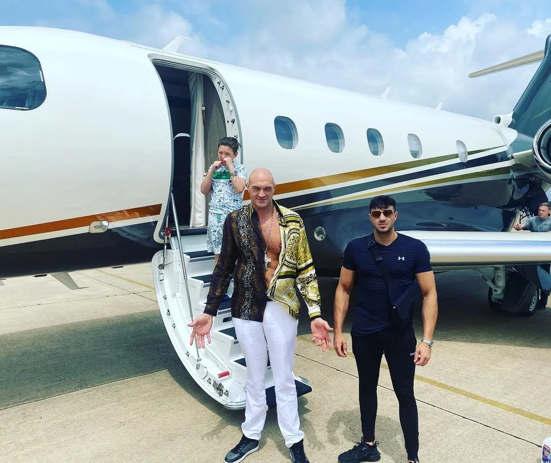 image_6892ea5f90d95 The Real Reason Fury Canceled the Fight Wasn’t an Injury – It Was… a Plane?!