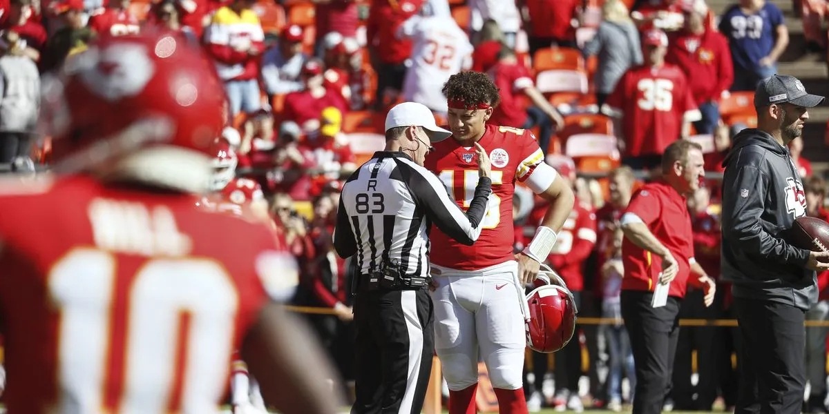 image_6893028d08ed3 NFL Ref Finally Breaks Silence on Accusations That Patrick Mahomes Gets Special Treatment — Fans Are Divided