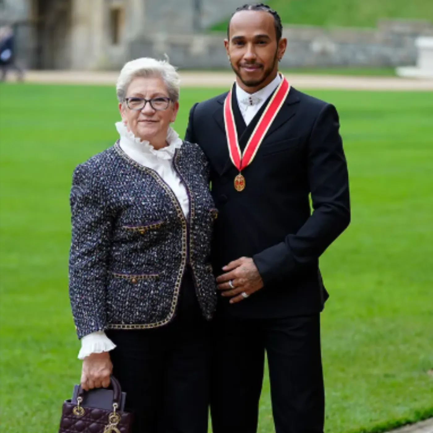 “They Begged Him Not to Do It”—But Lewis Hamilton’s $4.9M Tribute to His Mother Left the World in Tears