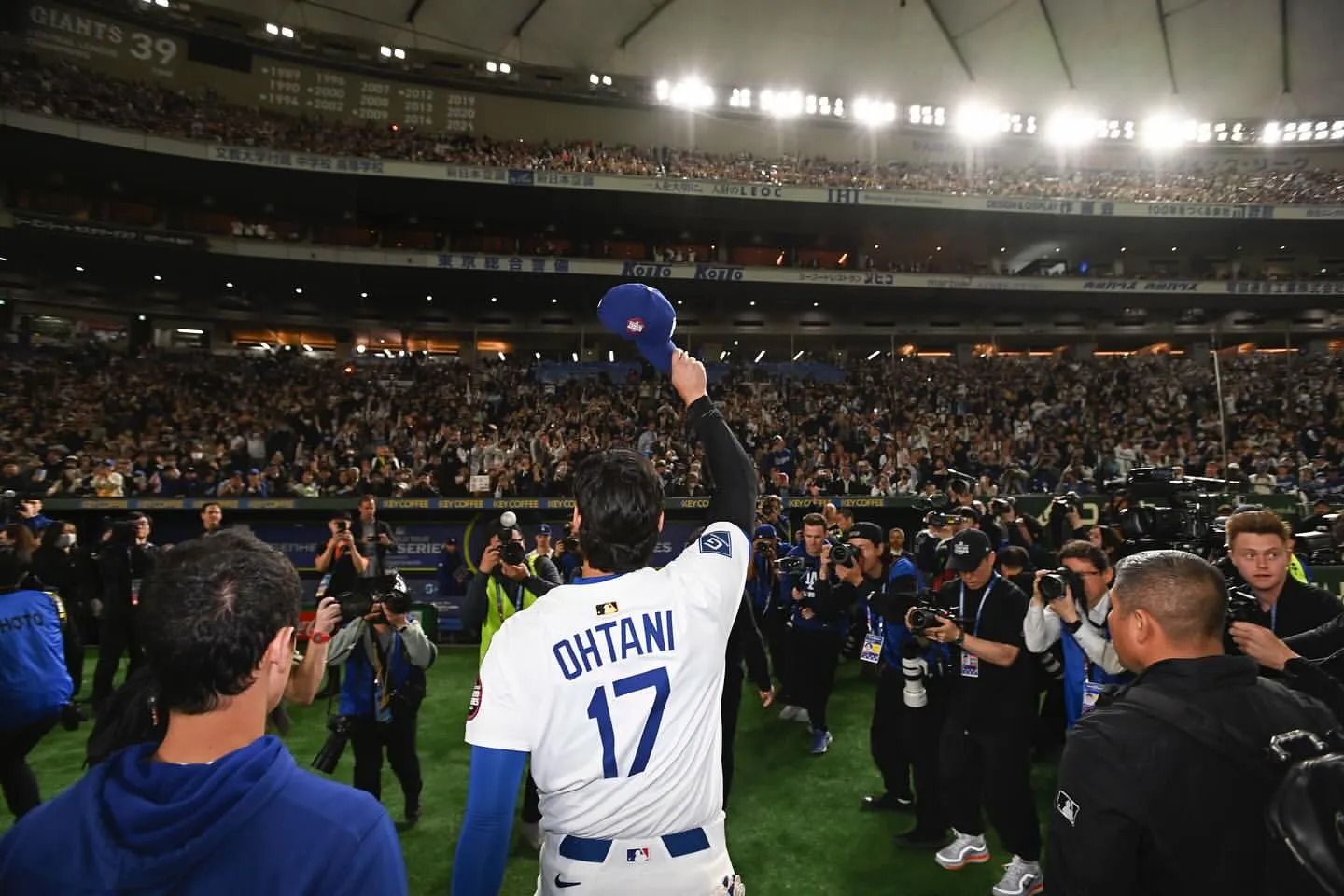 What Really Happened When Ohtani Left the Field Early - Tactics or Accident?