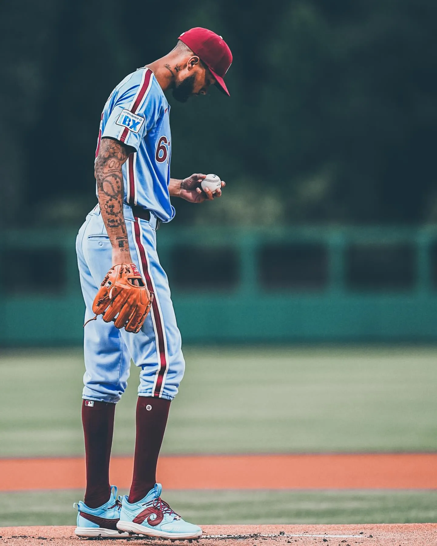 The special thing about the way left-handed people play - Sanchez